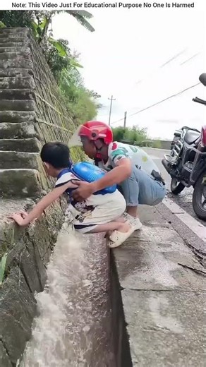 Building😱 Wooden Log Cabin in Forest 😱🫠 | Survival House Step by Step "2" #shorts #shortsvideo