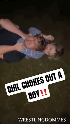 BJJ Girl chokes out a man | BJJ Man vs Woman #funny #bjj #martialarts