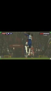 5’ Sanchez (Chelsea’s keeper) gets Red Card #cfc #mufc | Manchester United Fans