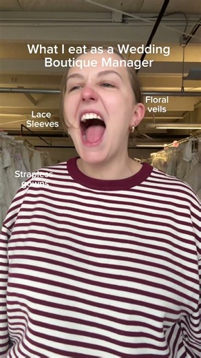 NOTHING against strapless dresses, I actually love the look.