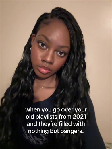 Nostalgic Playlist from 2021: Revisiting Willow's Hits