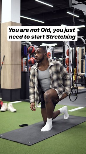You’re not OLD, you just need this Routine. This hip mobility routine will open up your hip flexors and hip capsules so you can move better and feel stronger Do this daily for the best results. #mobility #hipmobility #flexibility #movebetter #painfree #mobilitycoach | OJ.Fit