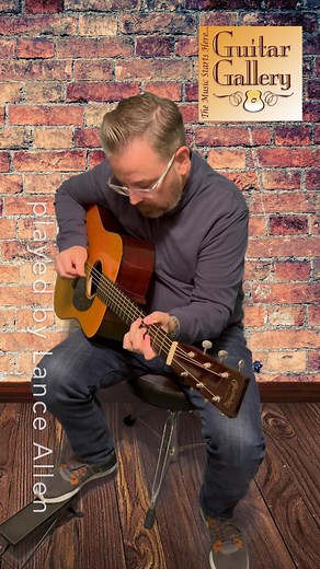 Martin D-18 Authentic 1937 Guitar (used, 2004) Mahogany back & sides...