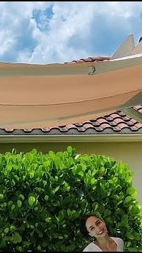 5 Years & Going Strong! Outsunny 8x7 Retractable Patio Awning w/ Manual Crank (Khaki)