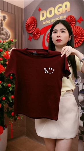 Áo thun Mặt Cười màu ĐỎ MẬN sang, phù hợp mặc hàng ngày đi chơi, đi làm,… #xuongaothun #xuhuong #quanaohottrend #aothunnu #tiktokviral