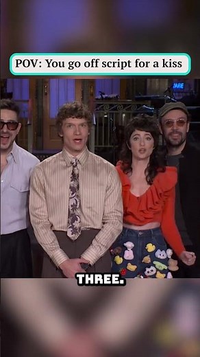 POV: you go off script for a kiss. Mumford & Sons rock SNL with Prizefighter | Connor Storrie cameo