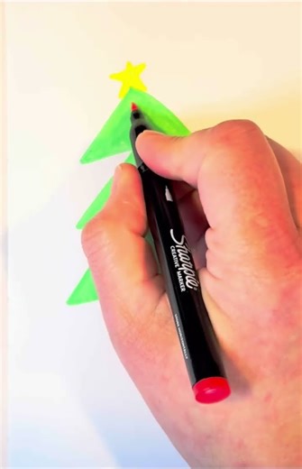 Easy sharpie creative marker Christmas tree! #short #christmas #easydrawing #art #drawing #sharpie