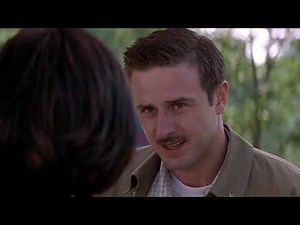 Scream 2 1997 Gale & Dewey work together to track down the killer scene