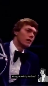 MissMissyPhillly🎼🎹🎸 on Instagram: "Happy Birthday Richard Lynn Carpenter (born October 15, 1946) - Another one for Richard Top of the #🌎 Richard is an American musician, singer, songwriter and record producer, who formed half of the sibling duo the Carpenters alongside his younger sister Karen. He had numerous roles in the Carpenters, including record producer, arranger, pianist, keyboardist and songwriter as well as joining with Karen on harmony vocals. “Top of the World” is a 1972 song wri