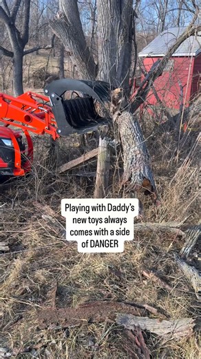 Amy & Grant on Instagram: "New Grapple ✅ Broke a tooth off in its first use? ✅✅ New pole saw✅ Tangled in thorns as the branch is falling? ✅✅ #upwardacres #homesteadhumor #grapple #polesaw"