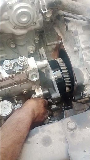 how to diesel pump opening Isuzu NPR truck shot video viral