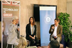 Beware the Robots: #AI and the Changing Role of Technology in a Digital World | FE News