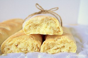Pane fatto in casa al microonde in pochi minuti, ricetta facile e deliziosa