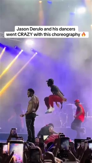 This level of choreography is why Jason’s shows are unforgettable 🔥 @Jason Derulo #JasonDerulo #DeruloDance #DanceCrew #ConcertEnergy #FYP