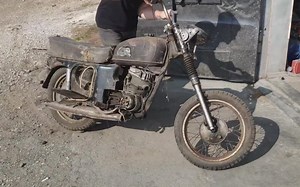 【搬运】修复翻新：翻新一辆废弃的捷克佳娃（JAWA）摩托车