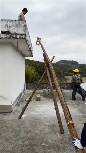 Save Effort with This! Lever Lifting Concrete Blocks Demo