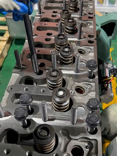 Crafts World on Instagram: "🔧⚙️ Cylinder Block Bolt Installation 🛠️ Strong foundations matter. Watch the correct cylinder block bolt installation process using proper alignment, torque sequence, and specifications to ensure engine strength, stability, and long-term reliability. Ideal for mechanics, engine builders, and automotive learners who focus on precision assembly. 👉 Watch till the end & comment: Do you torque in stages or single pass? 👍 Like | 💬 Comment | 🔁 Share with mechanics #Cyl