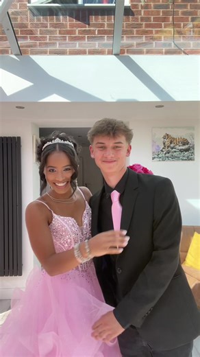 Creative Prom Posts and Transitions Ideas