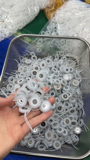 Atomizer plate for intelligent humidifier