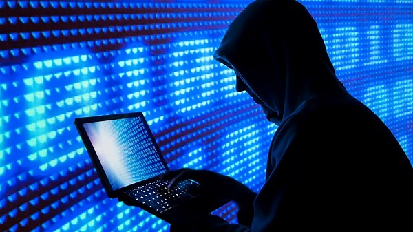 Cybersecurity expert says FBI-warned scam is targeting seniors using AI