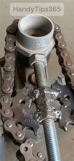 Turn your old motorcycle chain into an extremely useful multi-purpose tool!