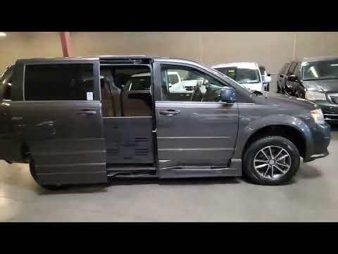 2017 Dodge Grand Caravan SXT BraunAbility Power Side Entry XT