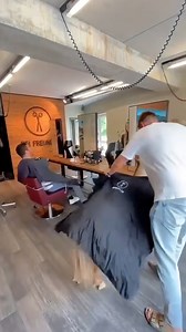 What a funny strategy | Awesome World