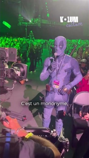 😍 Ryan Reynolds a créé la surprise au Comic-Con de San Diego en apparaissant vêtu du costume de