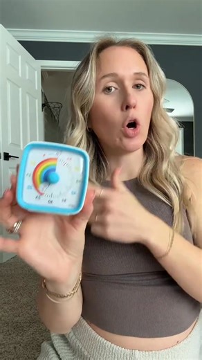➡️If your kids struggle with transitioning from one activity to another a visual timer can help them mentally prepare for closing out an activity and let them have a sense of how much time they have left. 😮‍💨This visual timer is so fun with a rainbow feature. 🌈🤩 | Diversev