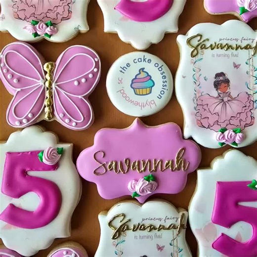 PRECISION IS THE ULTIMATE ACCESSORY 🦋✨ 13 mini cakes, one grand celebration cake, and enough gold leaf to make a fairy godmother jealous. #CakeObsessionSC #TheCakeObsessionExperience #ColumbiaSC #SouthCarolina #FairyPrincess