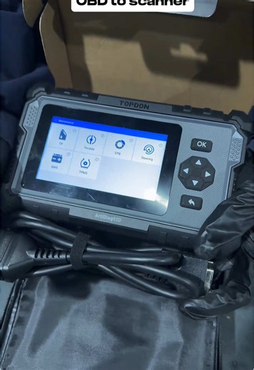 Scan before visiting the repair shop. #obd2 #topdon #scanner #car #AD500