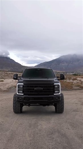The Cleanest Ford F250 Super Duty!
