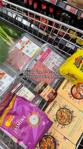 Grocery shopping using the #54321 method 🛒✨ So simple, so handy for weekly dinners. Have you ever tried it? 👀🙌 #groceryshopping | Marion's Kitchen