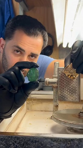 89K views · 992 reactions | Uncut gems cut by hand , let me know what you think. Uncut gems cut by hand , let me know what you think. #lucky #jewelrydesign #reelsfbシ #reelsfb #rich #luxuryhome #reelsviralシ #luxuryliving #lifestyle #rich #life #lifeisgood #watche #reelsfypシ #reelschallenge #luxury #jewlery #luxuryhomes #watchbyjuls #gold | Luck Day | Facebook