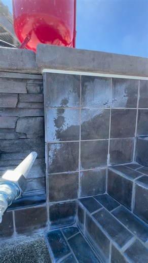 Now is the perfect time to drain and clean all that stubborn calcium off your pool tile 💧✨ Nevada water is hard water, which means it’s packed with minerals like calcium and magnesium. Over time, as pool water evaporates 🌞, those minerals get left behind and bond to your tile, creating that ugly white buildup we all hate 😩🧱 The longer calcium sits, the harder it becomes to remove — and the more expensive it can be later 💸 That’s why now is the best time to handle it while the buildup is sti