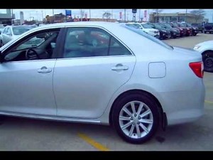 2012 Toyota Camry XLE Hybrid Start Up,Interior/Exterior Features.