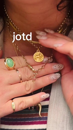 i have a vid on how i keep my necklaces from tangling & all comments asking will be directed to this caption. peruse the jewelry playlist bb✌️ p.s. partially gifted means @Jennie Kwon Designs graciously offered me a gift when i visited the showroom & after trying on so many gorgeous pieces, my heart was stuck on the (out of budget) signet & they VERY kindly gave me a discount — and one for you that i’ll put in the comments 👀 in order: jennie kwon, @uglybaby, @Toddandcompany, grandma, kay jewele