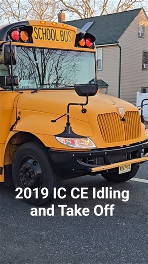 2019 IC CE Idling and Take Off #diesel #bus #schoolbus #cummins #icbus #acceleration