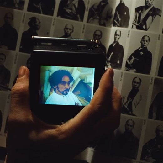 18K views · 183 reactions | Wim Wenders' NOTEBOOK ON CITIES AND CLOTHES (1989)  Now playing on the Criterion Channel! https://bit.ly/4lHLrhP Wim Wenders’s diary film investigates the similarities between his approach to filmmaking and the work of celebrated Japanese designer Yohji Yamamoto, who, in the early 1980s, revolutionized the fashion world with his avant-garde silhouettes and bold monochrome aesthetic. | The Criterion Collection | Facebook