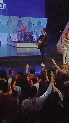 3.1K views · 67 reactions | Dios incomparable - Generación 12, parte 7 | Alabanza y Adoración | Facebook