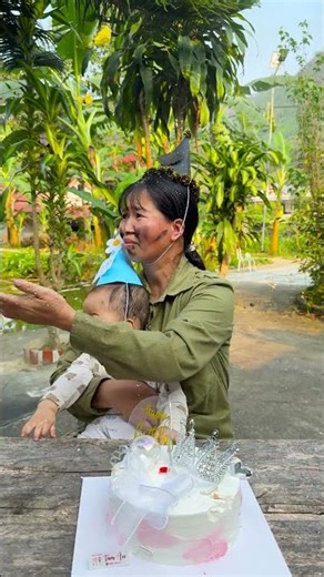 Funny birthday prank 😂😂😂🎂🍰