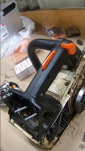 Re building a Stihl MS200T chainsaw Chainsaw rebuild
