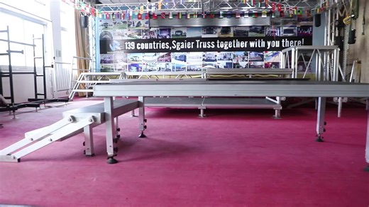 Easy Install Outdoor Portable Stage Aluminum Portable 4-leg Stage for Concert Show /wedding Stage/Mobile Stages for Sale