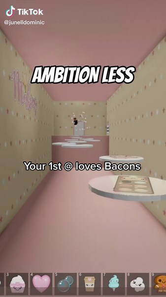 The bacon is so cute 🥺 #roblox