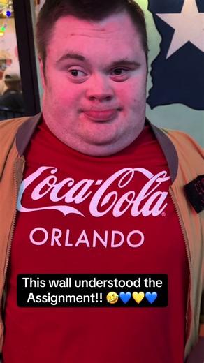 This wall understood J-Man’s assignment! 💙💛💙💛 @Coca-Cola #adventuresofjman #downsyndromeawareness #downsyndromerocks #Downsyndromefamily #tiajuanitas
