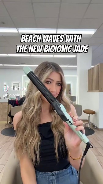 Signature Beach Waves Tutorial with Jade Dream Curler