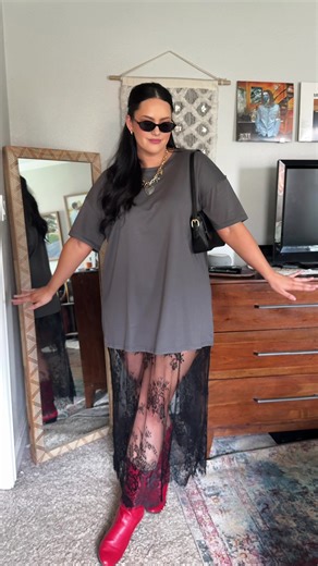 Chic Plus-Size T-Shirt Dress: Size 16 in XXL