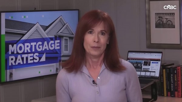 Mortgage rates hit 3-year low as Trump instructs Fannie Mae and Freddie Mac to buy $200 billion in mortgage bonds