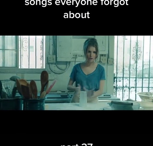 Anna Kendrick Cups Song Performance from Pitch Perfect