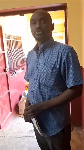 8K views · 158 reactions | Suivez ce cours de sciences d'observation niveau CP1 présenté par M. Naby Moussa Camara un maître avec beaucoup d'années d'expériences dans les classes de CP. C'était ce samedi 1er novembre 2025 au groupe Scolaire NOTRE MÈRE PLUS. | Groupe Scolaire Notre Mère Plus | Facebook